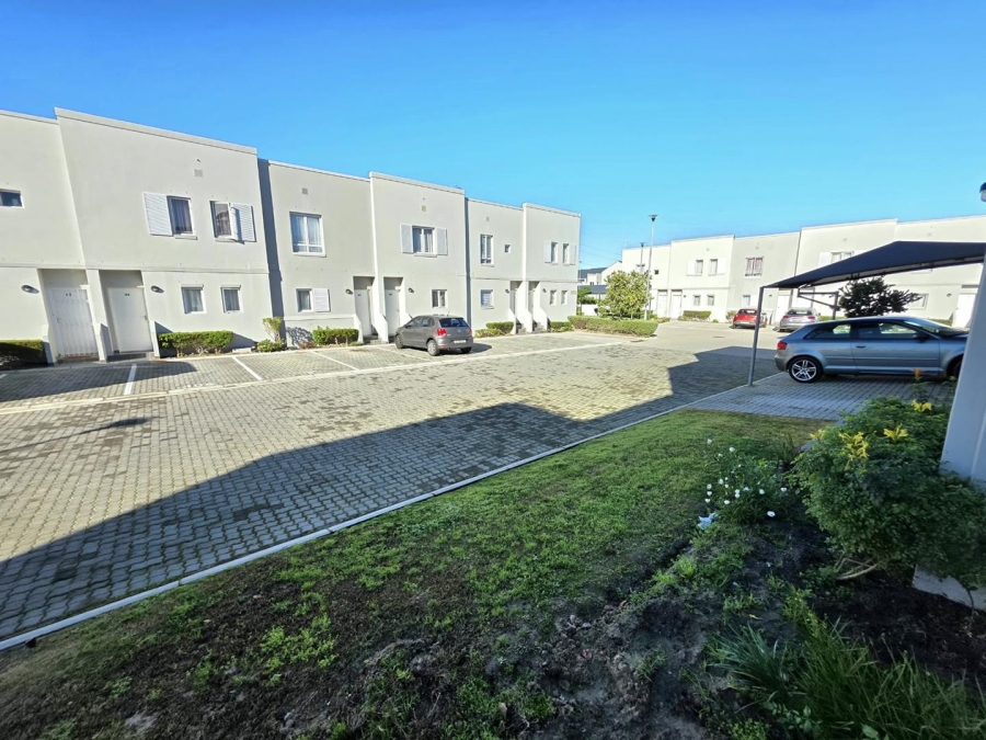 To Let 3 Bedroom Property for Rent in Kuils River Western Cape